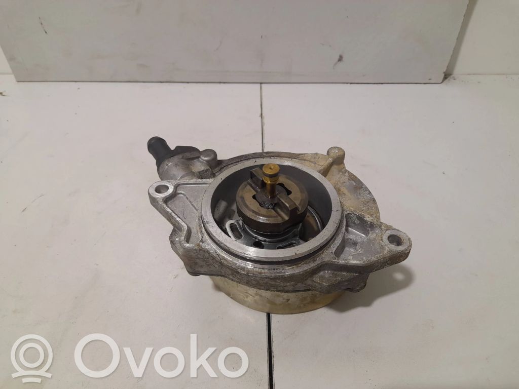 Vakuumo pompa   059145100J