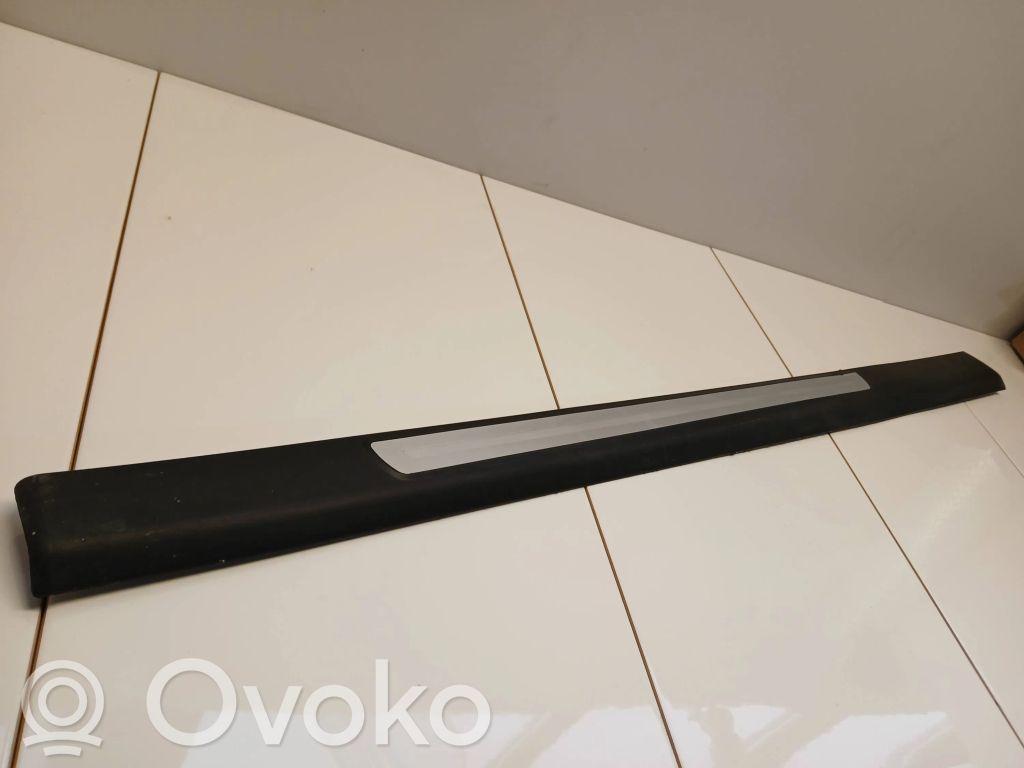 Audi A6 S6 C6 4F Priekinio slenksčio apdaila (vidinė) 