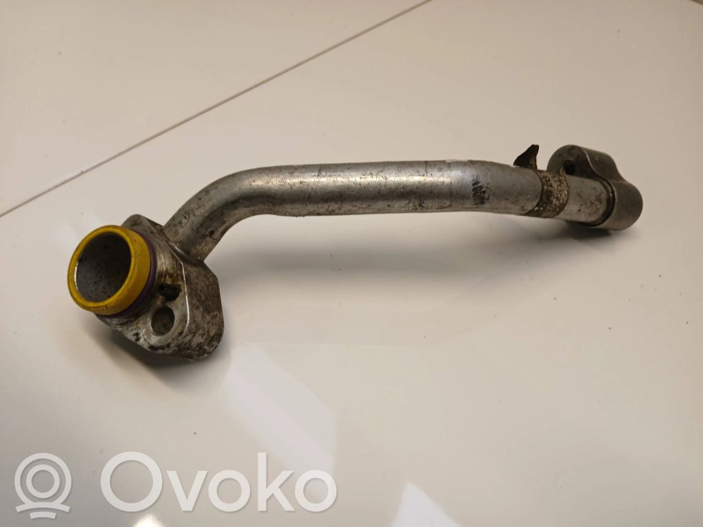 BMW X5 E70 Ilmastointilaitteen putki (A/C) 
