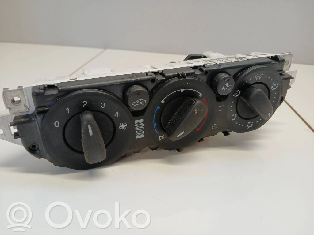 Ford Focus Climate control unit 