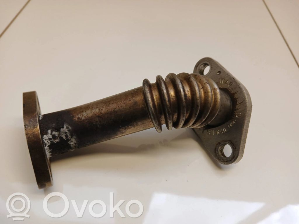 Caurulīte (-es) / šļūtene (-es)   059131525