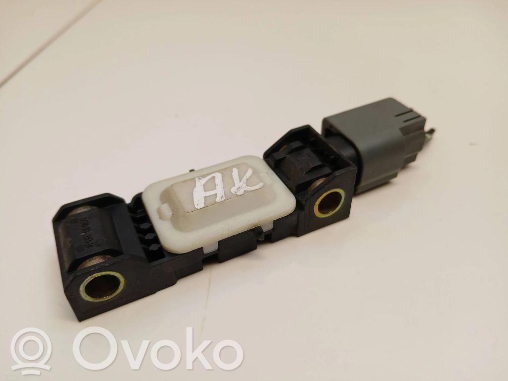 Jeep Grand Cherokee (WK) Airbag deployment crash/impact sensor 