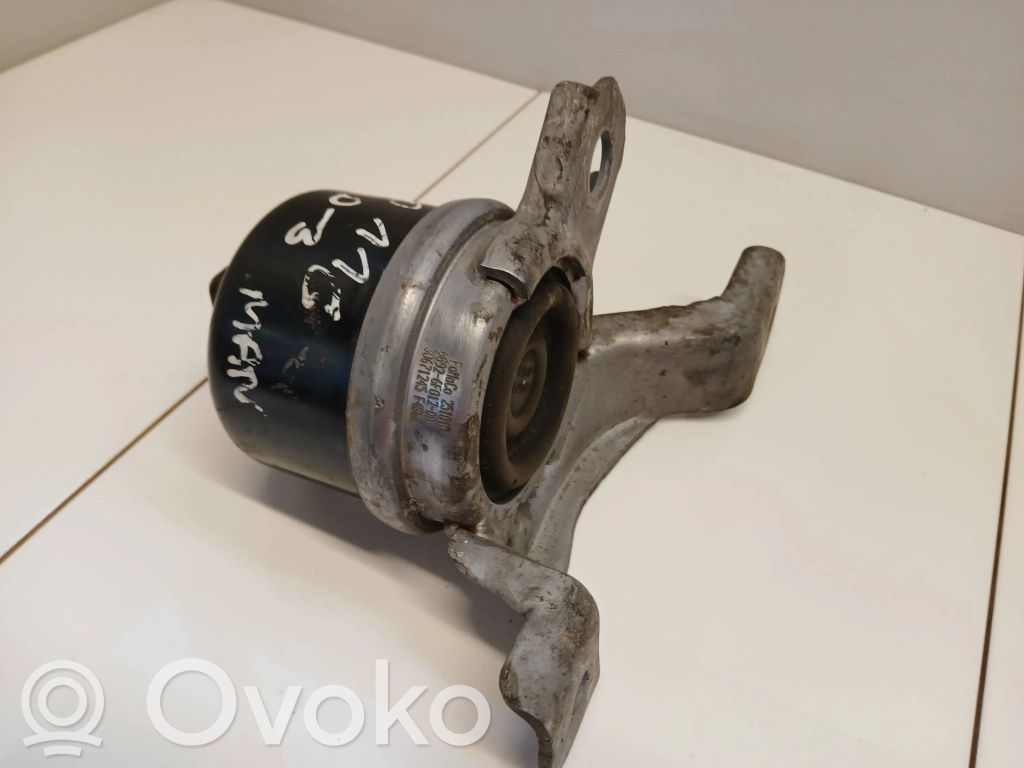 Engine mount bracket   6G926F012DD,30671245,HL8082