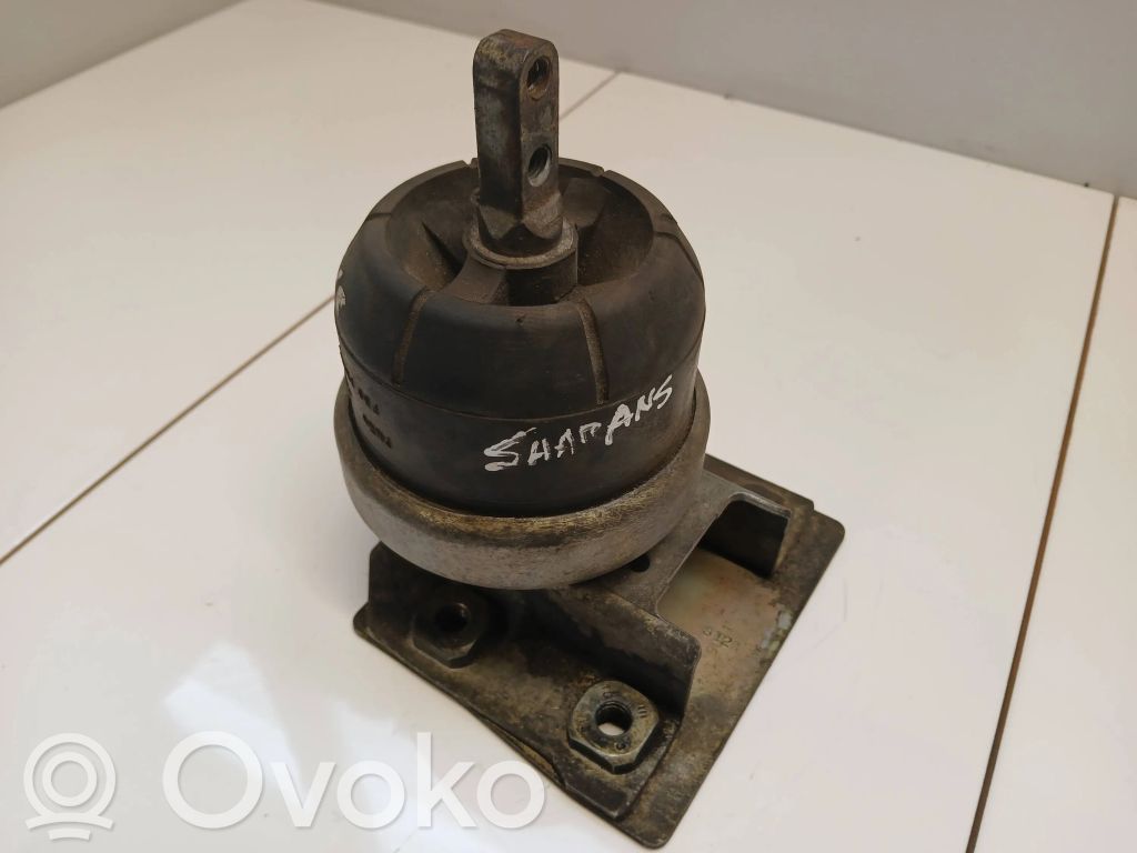 Volkswagen Sharan Engine mount bracket 