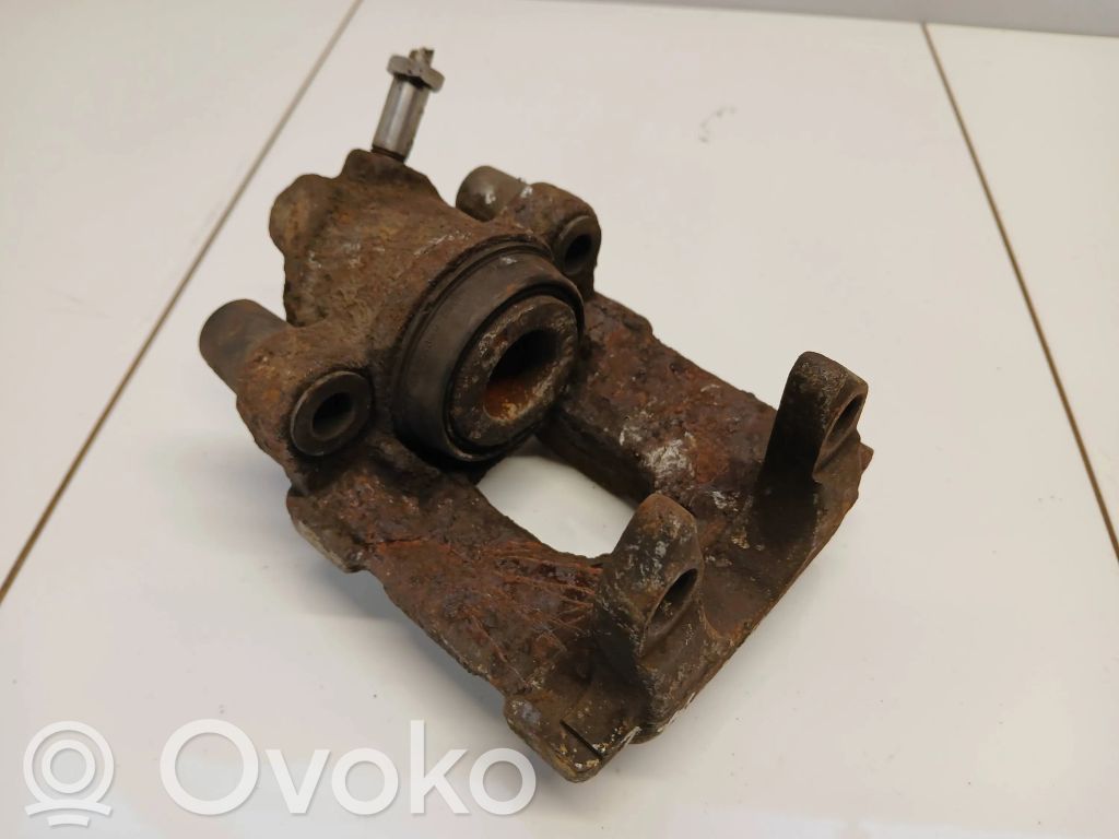 BMW 3 E46 Galinis suportas 
