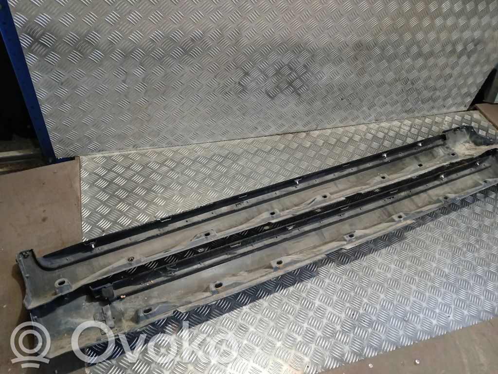 Volvo S60 Sill 