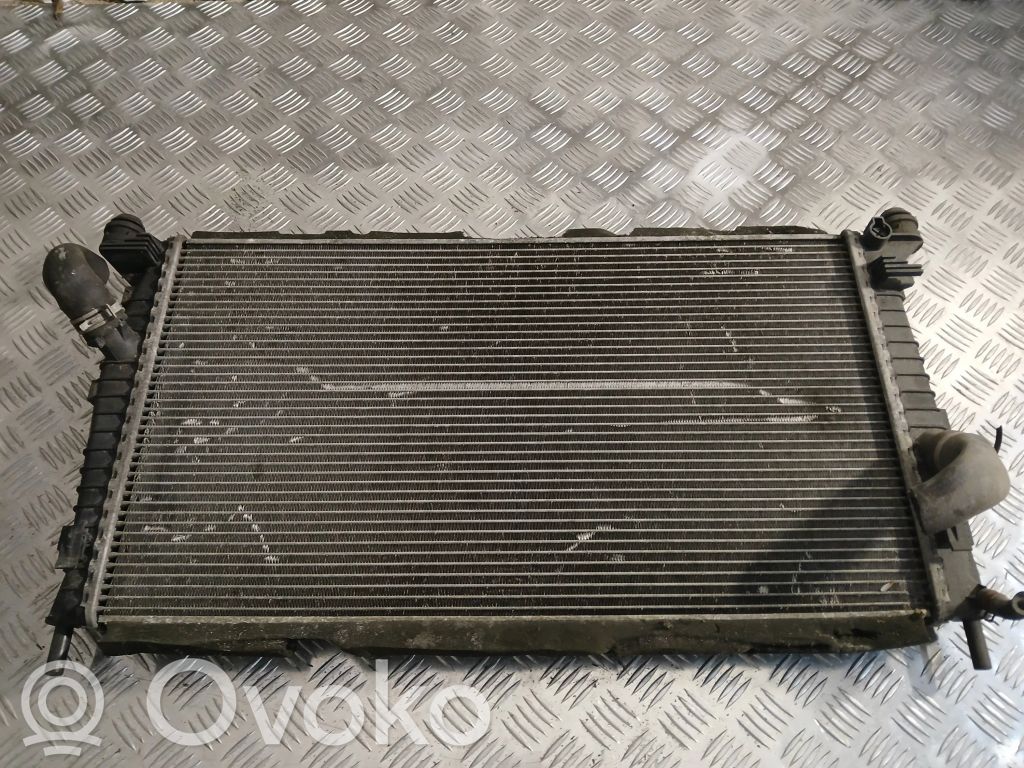 Ford Focus C-MAX Coolant radiator 