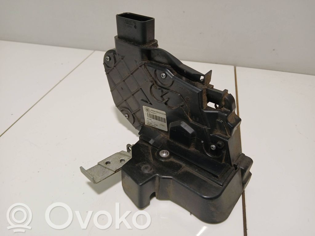 Ford Mondeo MK IV Priekšpusē slēdzene 