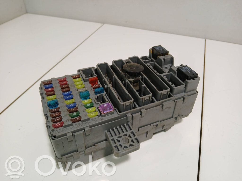 Honda Civic Sulakemoduuli 