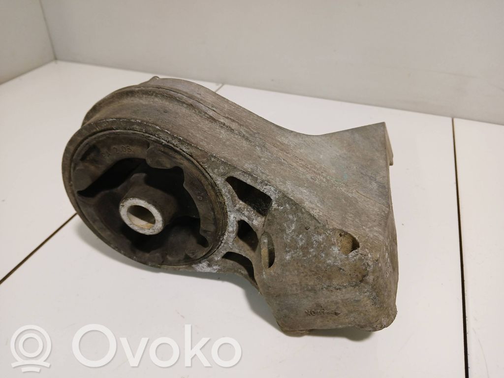Engine mount bracket   X04134