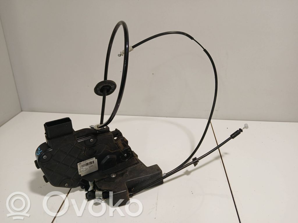Zamek drzwi przednich   6W8A21813AC,989752,A048317