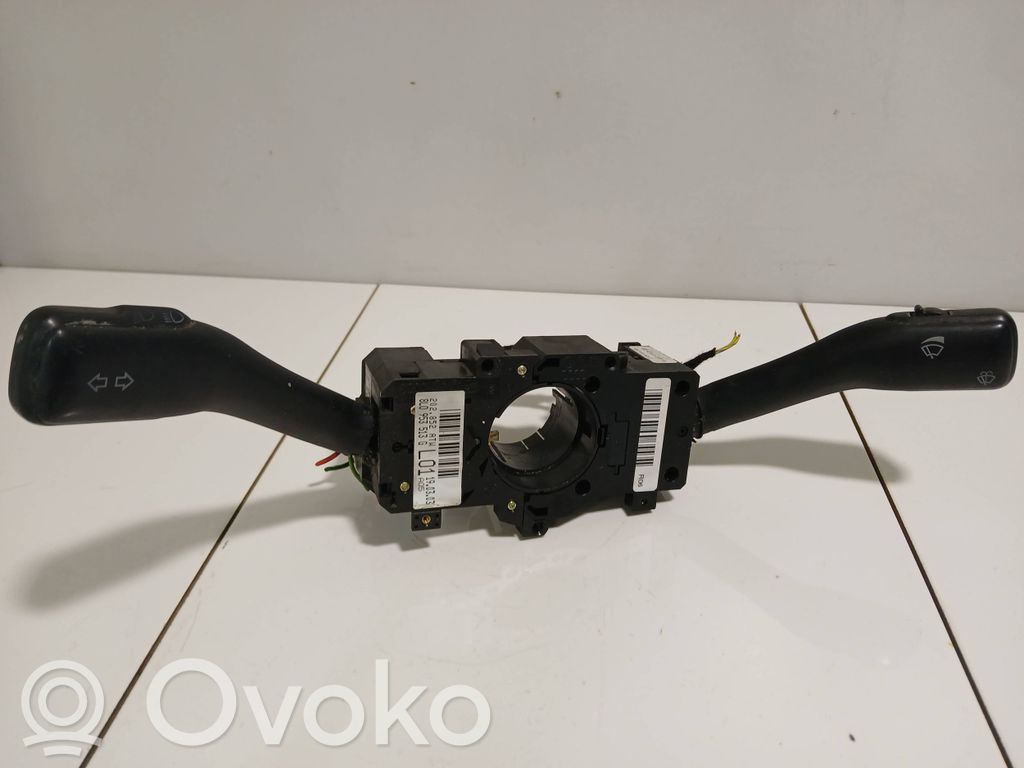 Audi A2 Interruptor/palanca de limpiador de luz de giro 