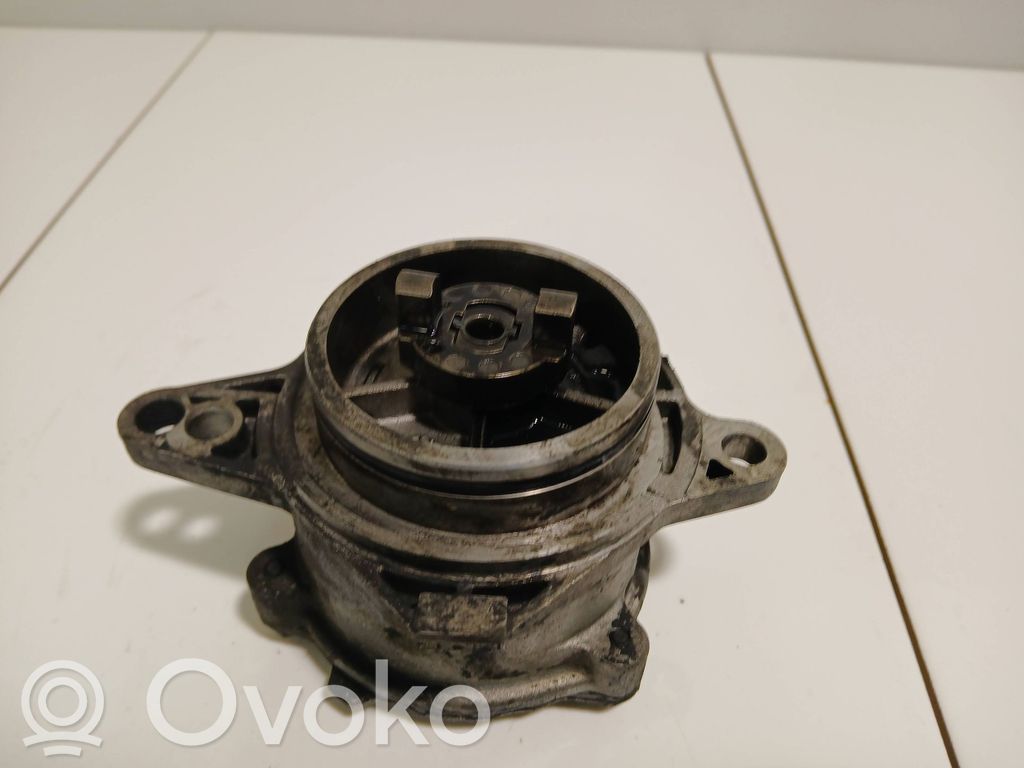 Vacuum pump   2249939