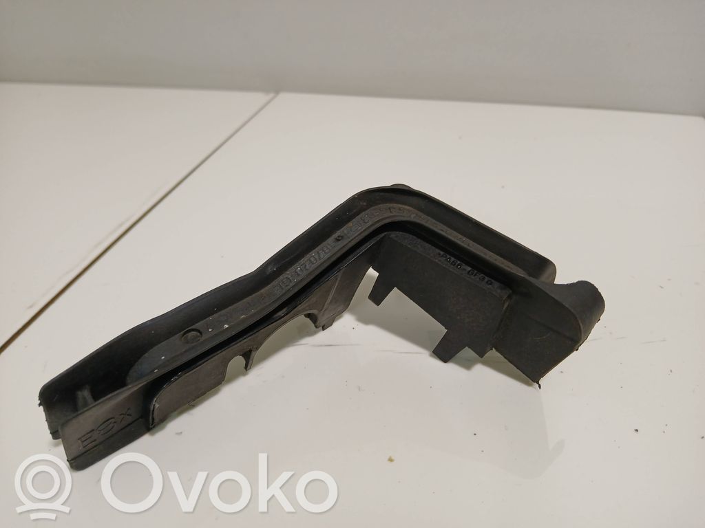 BMW 1 E81 E87 Engine compartment rubber 