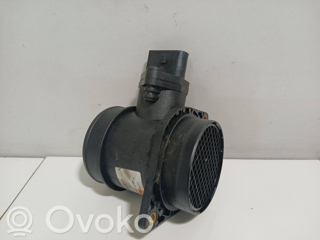 Audi TT Mk1 Przepływomierz masowy powietrza MAF 