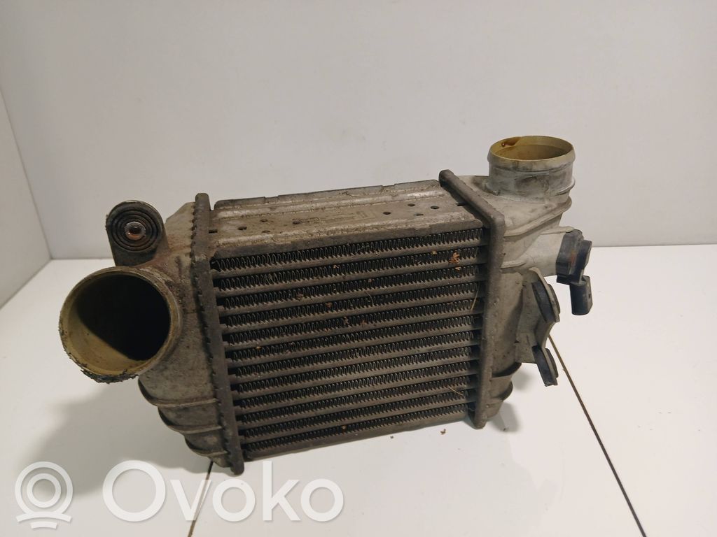 Audi TT Mk1 Interkūlerio radiatorius 