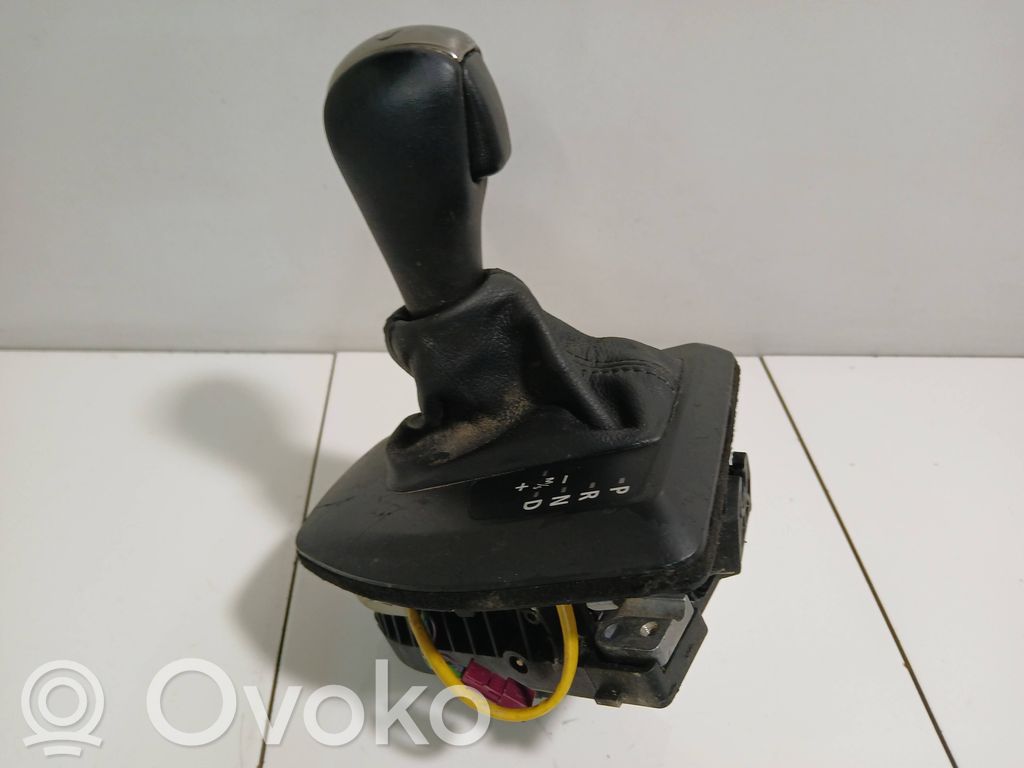 BMW 5 E60 E61 Pavarų perjungimo mechanizmas (kulisa) 