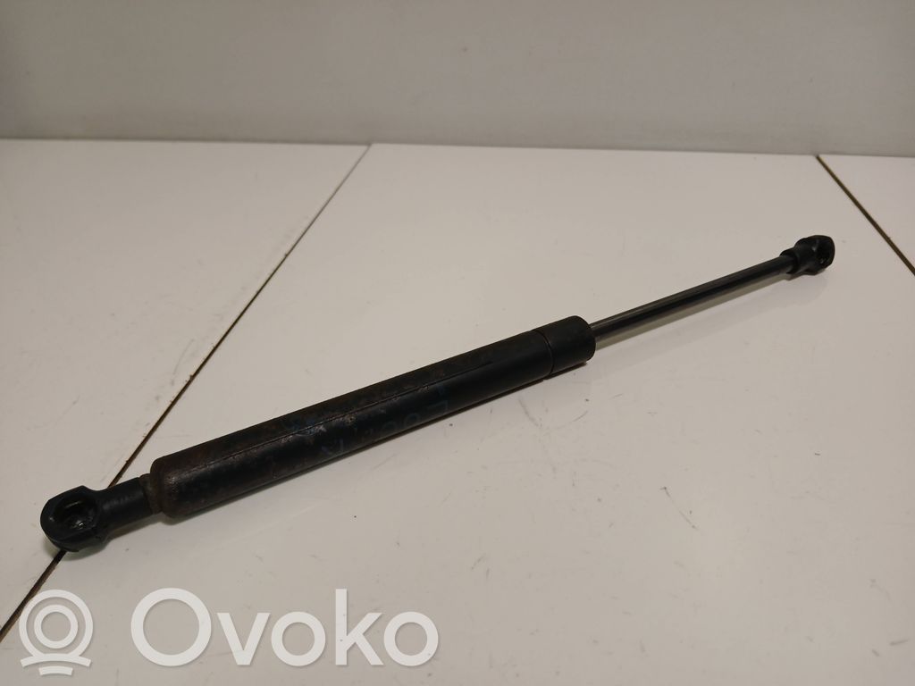 BMW 5 E60 E61 Front bonnet/hood damper/strut 