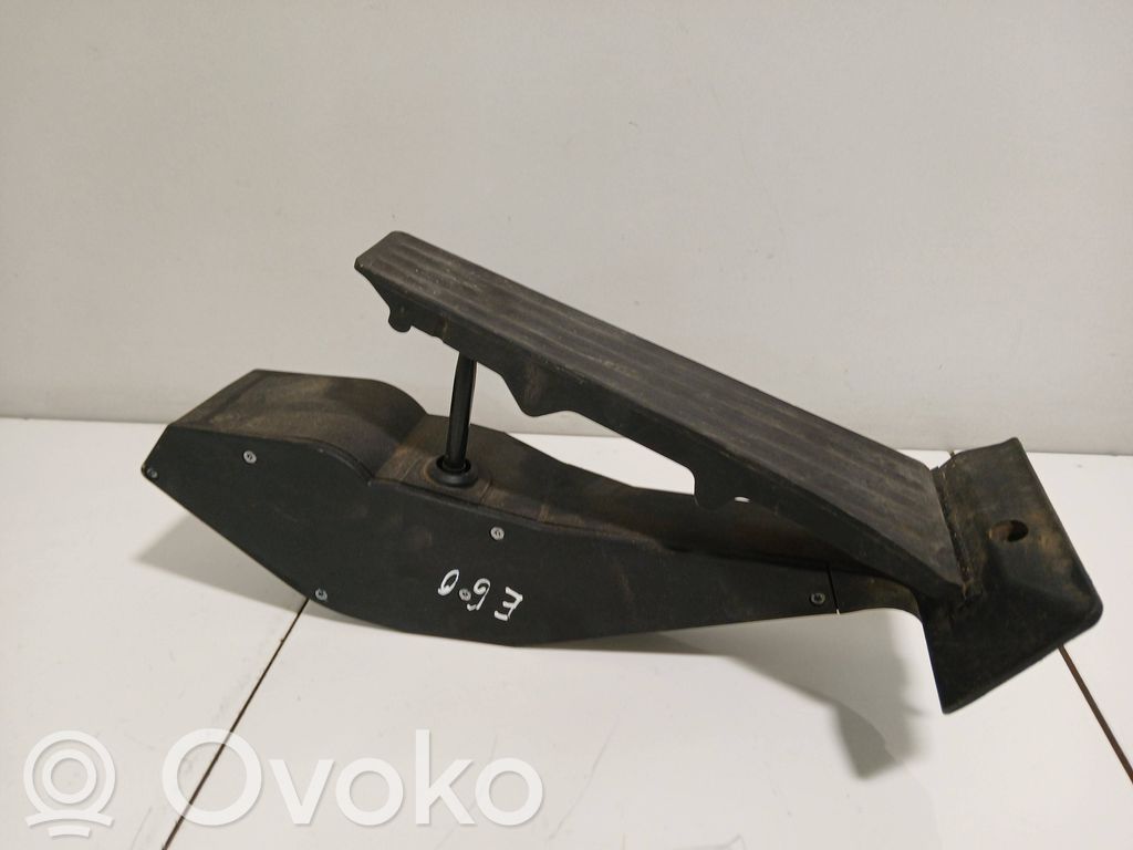Akceleratoriaus pedalas   25916010,2801041,280104