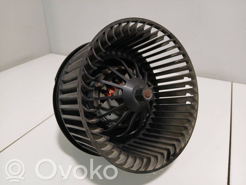 Ford Focus Mazā radiatora ventilators 