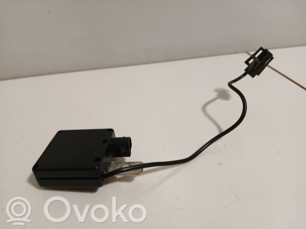 BMW X5 E53 Antenna control unit 