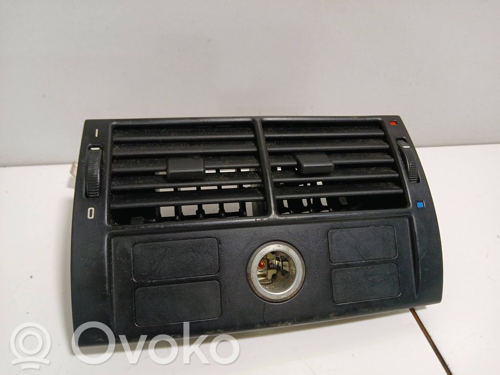 BMW X5 E53 Rejilla de ventilación trasera 