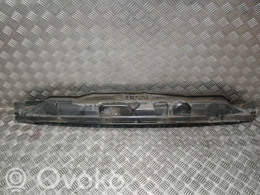 Ford Focus Moottoritilan laipio 