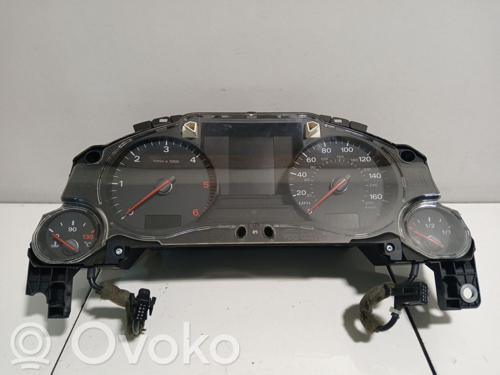 Speedometer (instrument cluster)   4E0920950P,4E0910950T