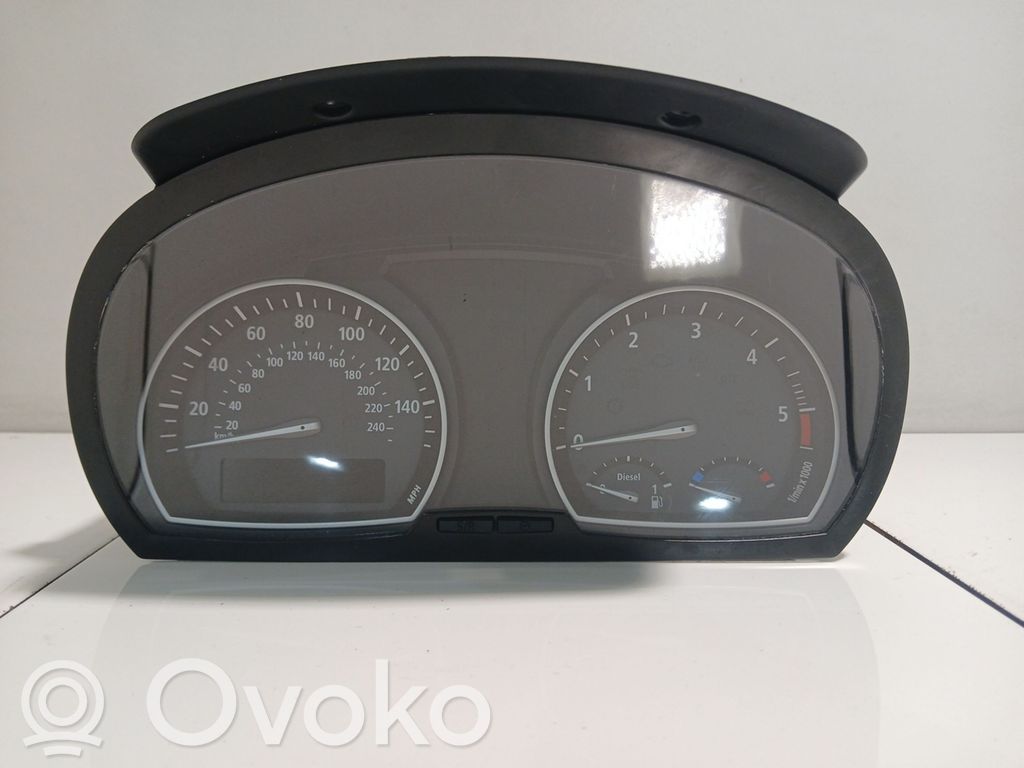 BMW X3 E83 Speedometer (instrument cluster) 