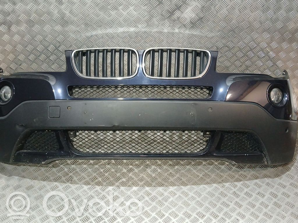 BMW X3 E83 Priekinis bamperis 