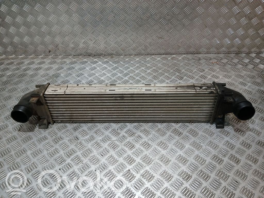 Volvo V70 Interkūlerio radiatorius 