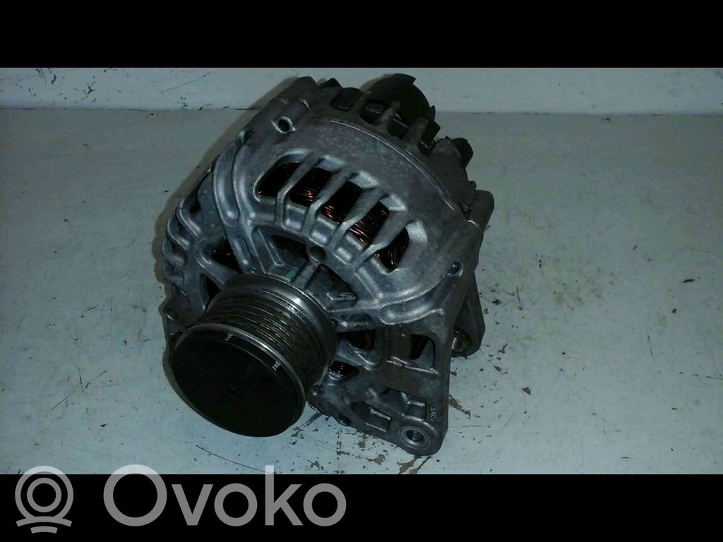 Renault 4 Generator/alternator 