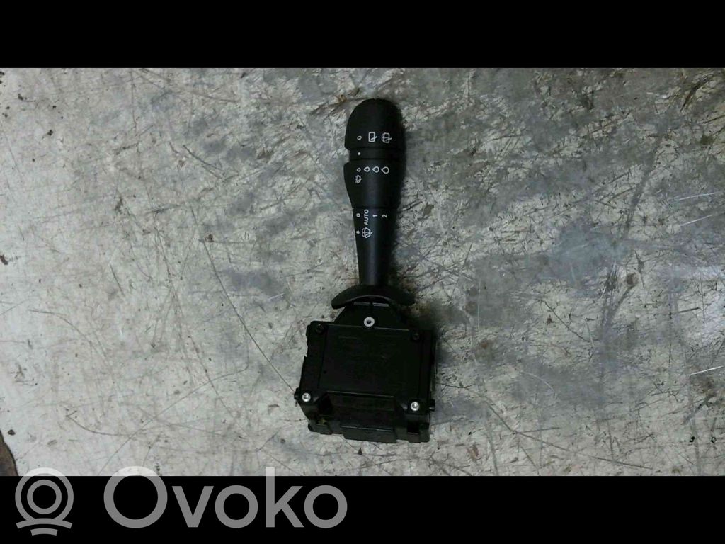 Renault Captur Indicator stalk 