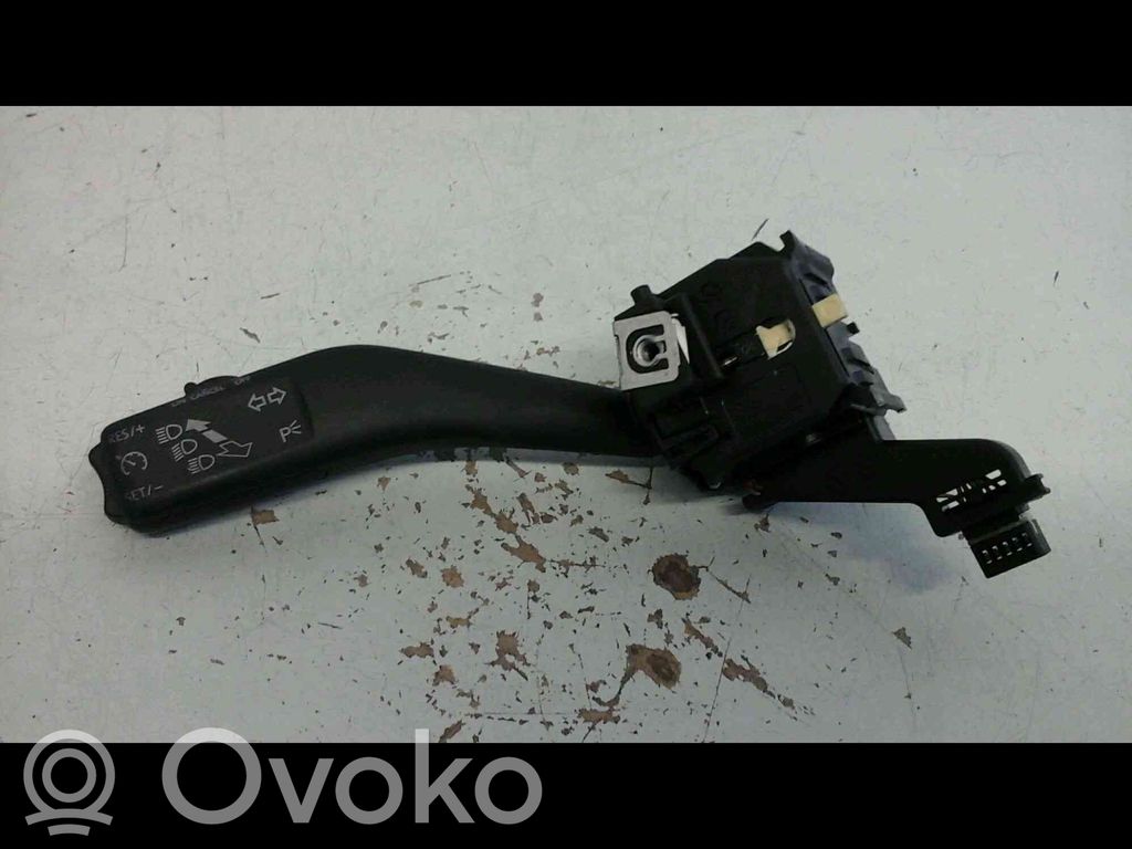 Volkswagen Golf V Light switch 