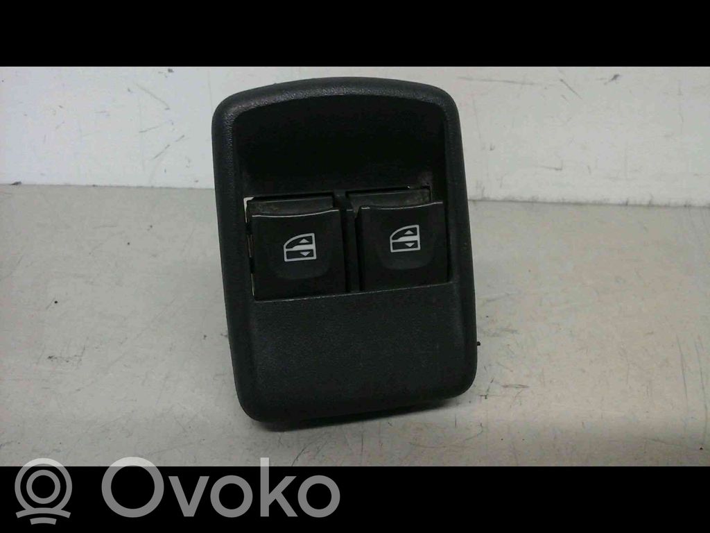 Electric window control switch   95531067,20241860,3747084,VDMS7
