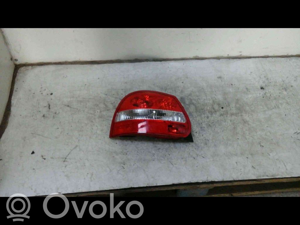 Jaguar X-Type Galinis žibintas kėbule 