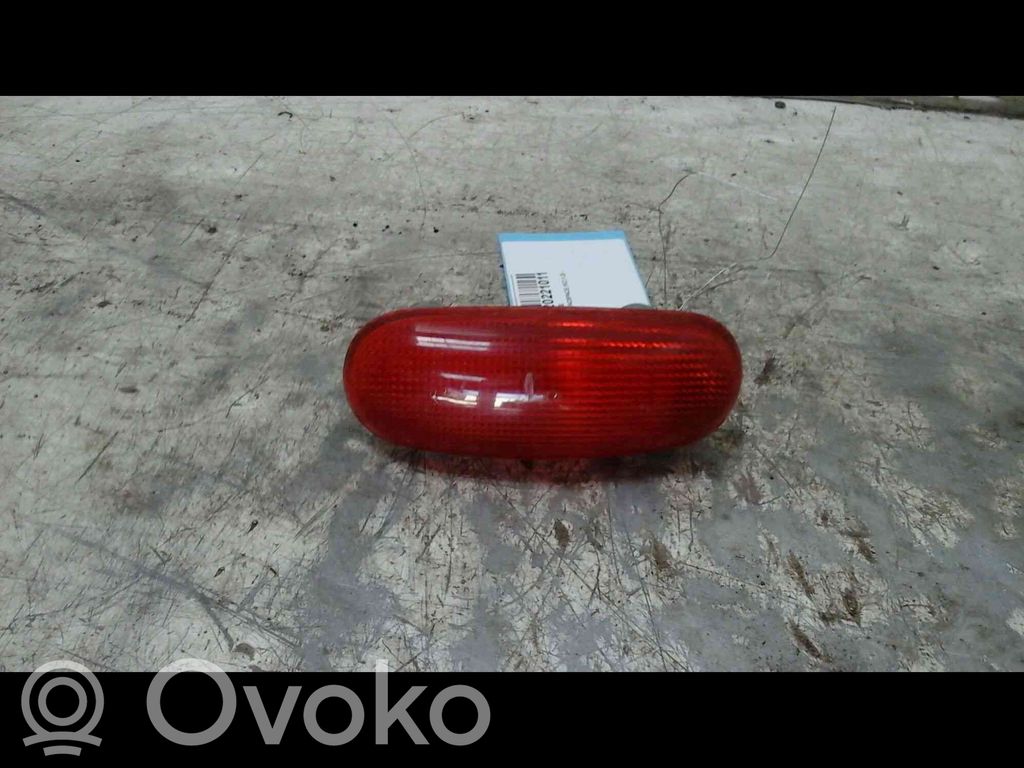 Third/center stoplight   20221011,3737917,VDMS7