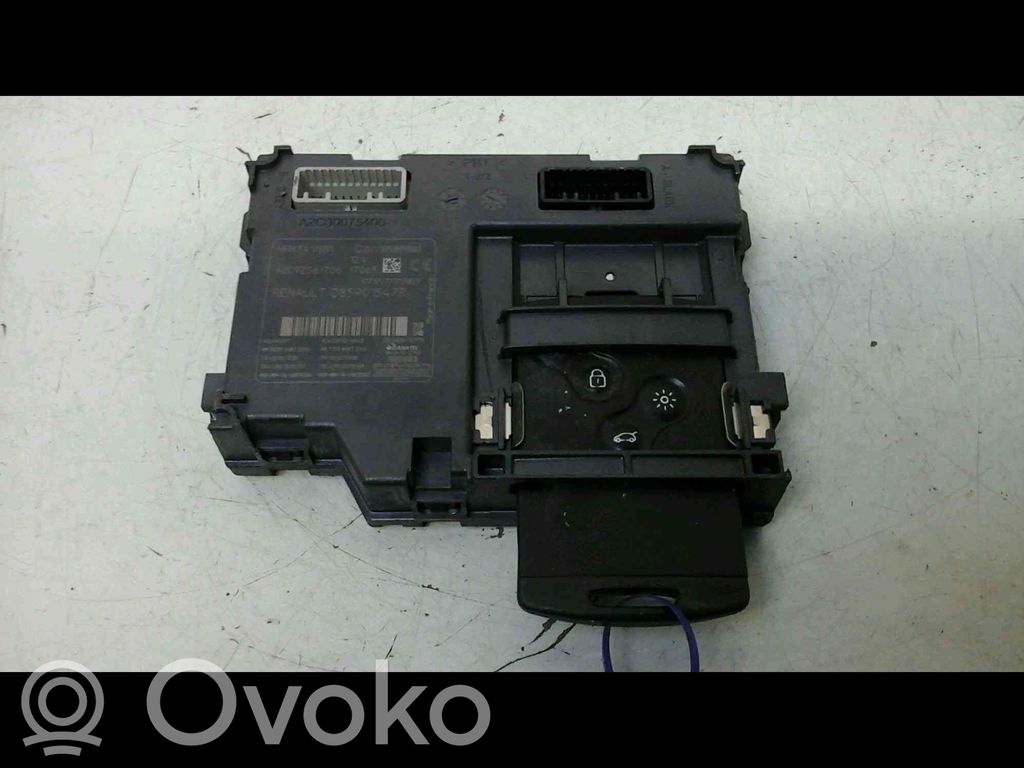 Renault Clio IV Ignition key card reader 