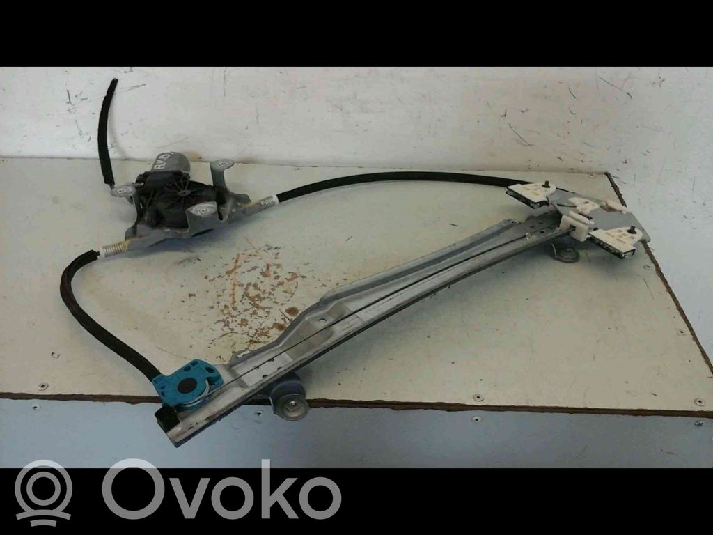 Renault Twingo II Etuoven ikkunan nostin moottorilla 