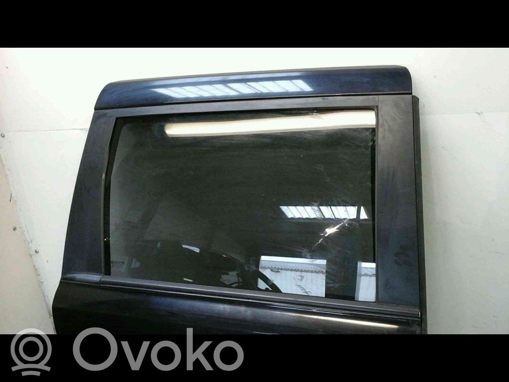 KIA Carnival Puerta corrediza 