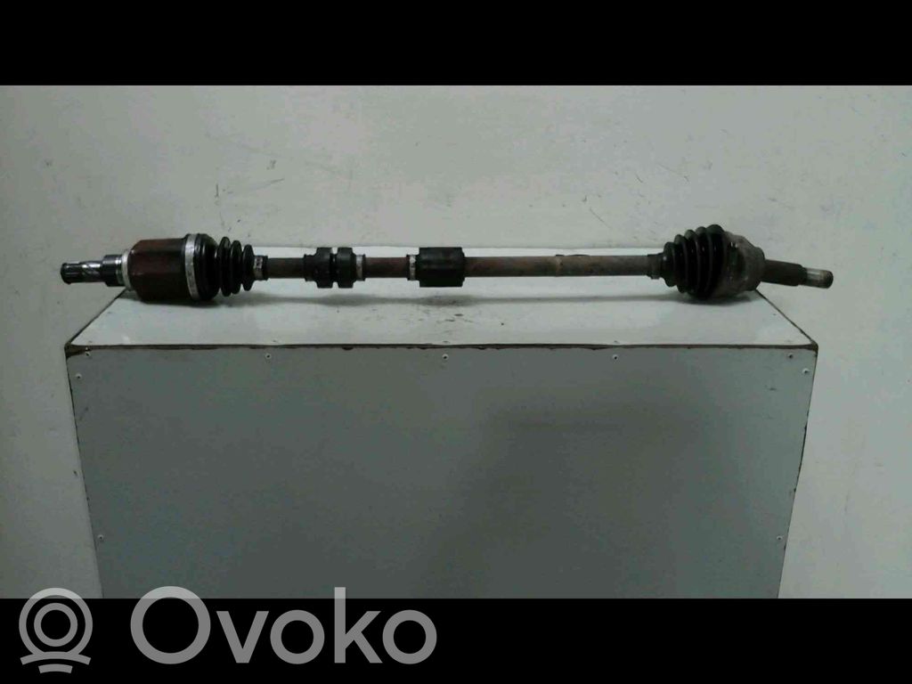 Nissan Juke I F15 Półoś przednia 