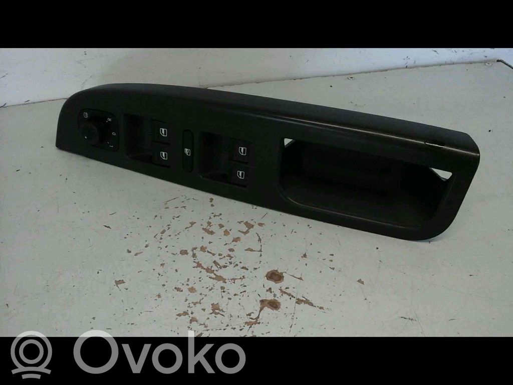 Electric window control switch   20241290,3744463,VDMS7