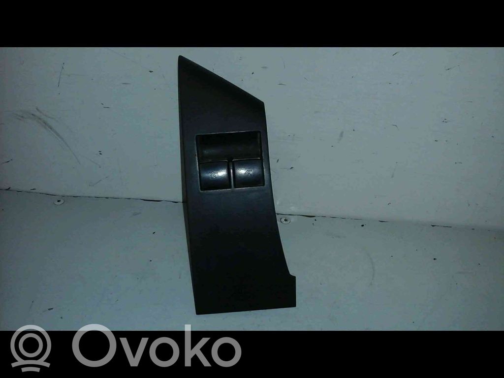 Opel Astra F Sähkötoimisen ikkunan ohjauskytkin 