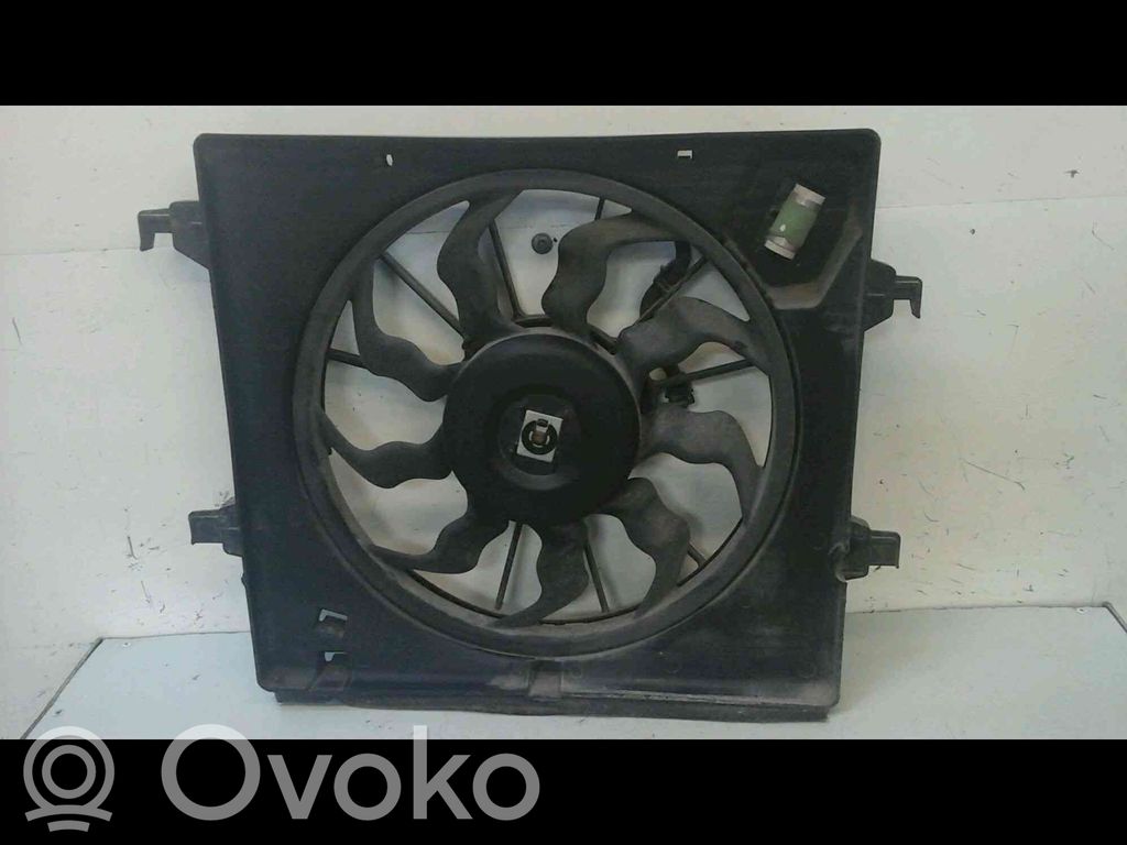 Hyundai i10 Elektryczny wentylator chłodnicy 