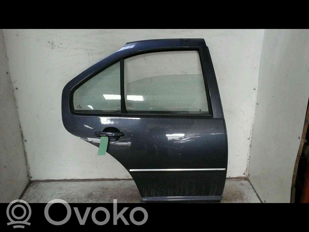 Volkswagen Bora Puerta trasera 