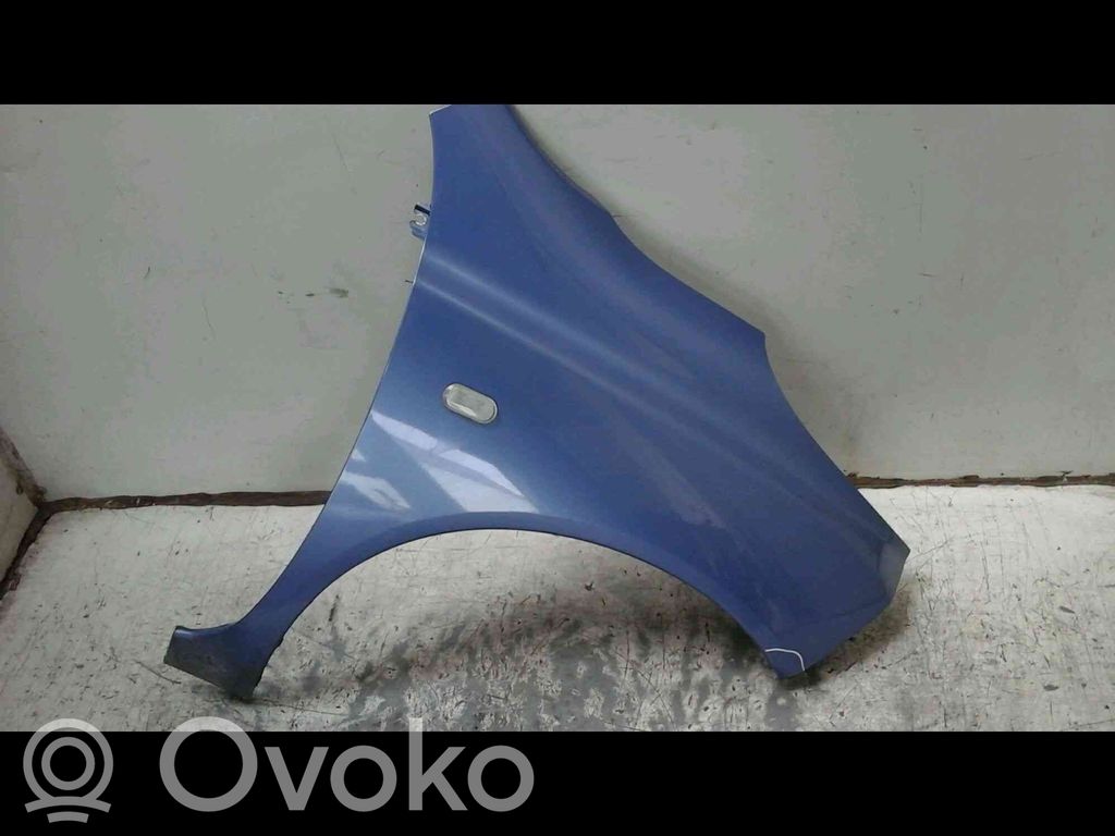 Nissan Micra Aripă 