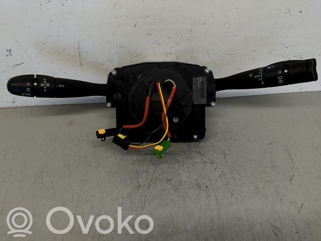 Peugeot 1007 Manetka / Przełącznik kierunkowskazów wycieraczek 