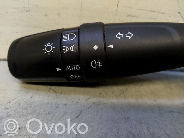 Suzuki Swift I Manetka / Przełącznik kierunkowskazów 