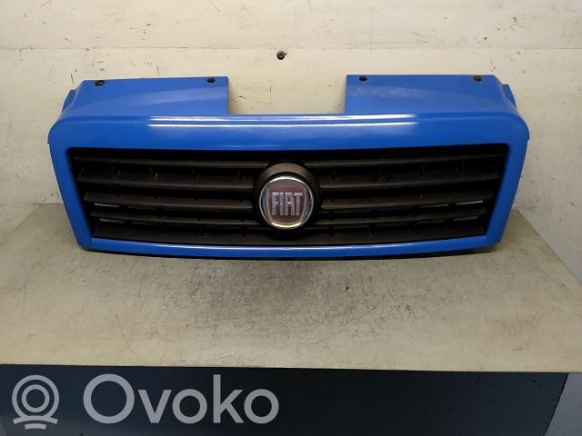 Maskownica / Grill / Atrapa górna chłodnicy   735482063,20243101,4097251,VDMS7