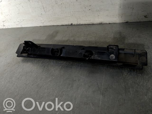 Trzecie światło stop   265904593R,20250622,6813548,VDMS7